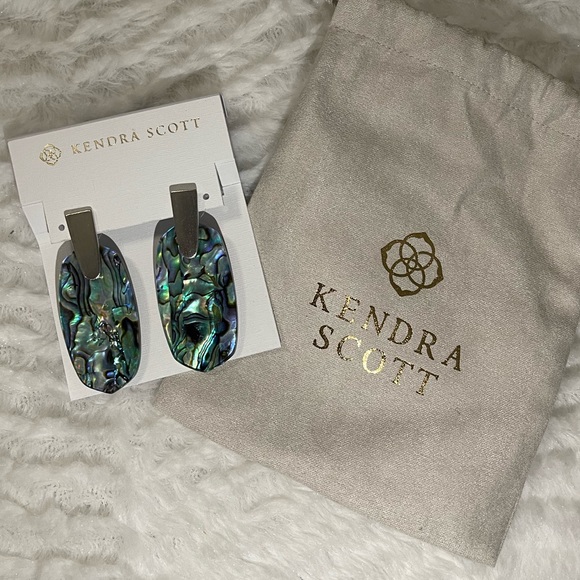 NWT Silver Aragon Earrings in Abalone Shell - Picture 2 of 5